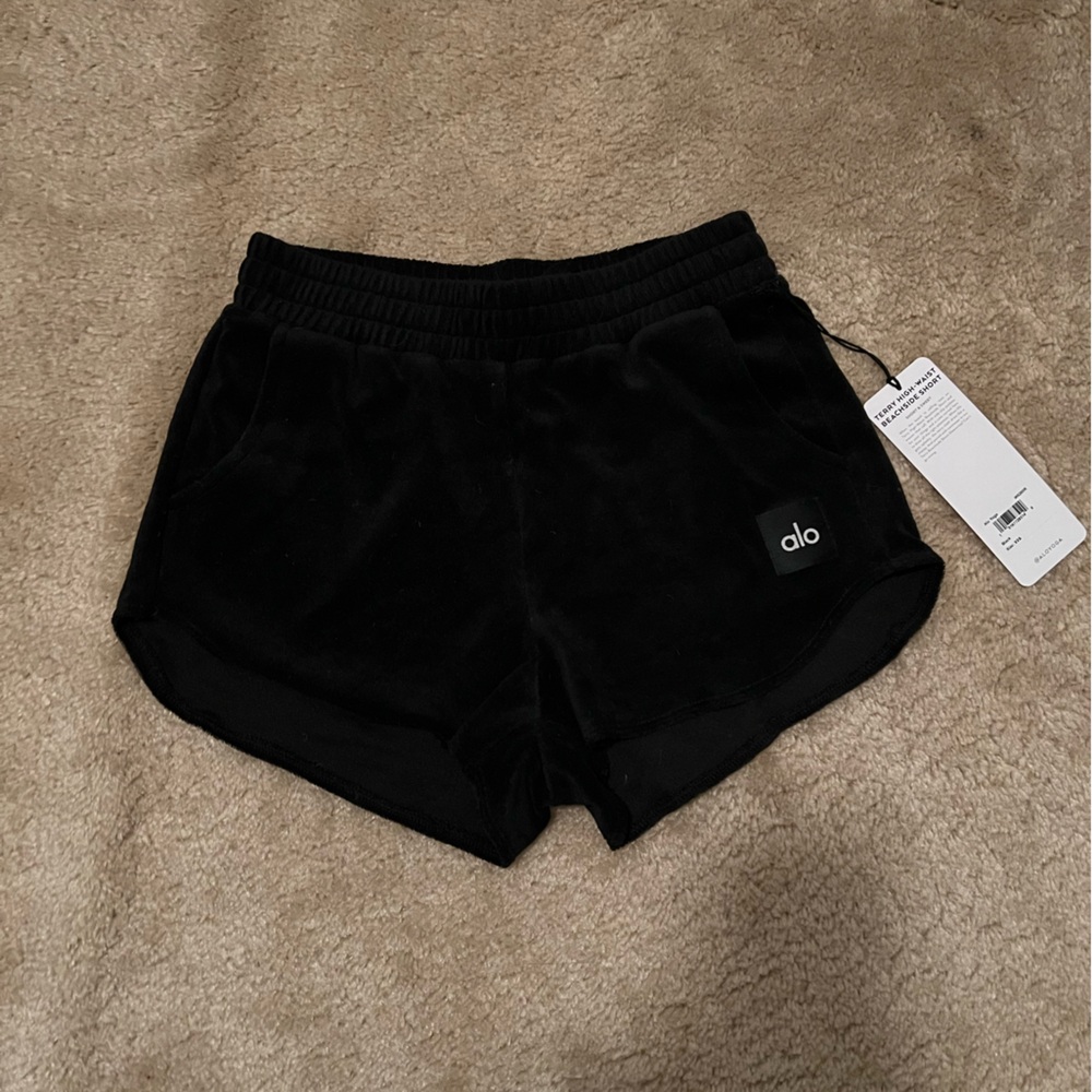 ALO Yoga Women's Terry High Waisy Bechside Shorts